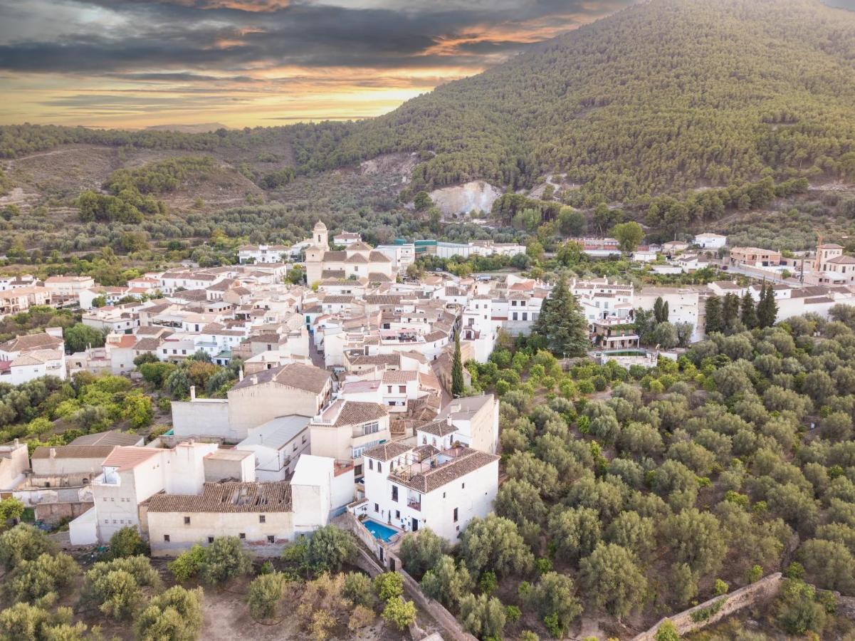 Pinos del Valle Casa Sol Y Aire - Vakantievilla In Dorp Met Prive Zwembad المظهر الخارجي الصورة