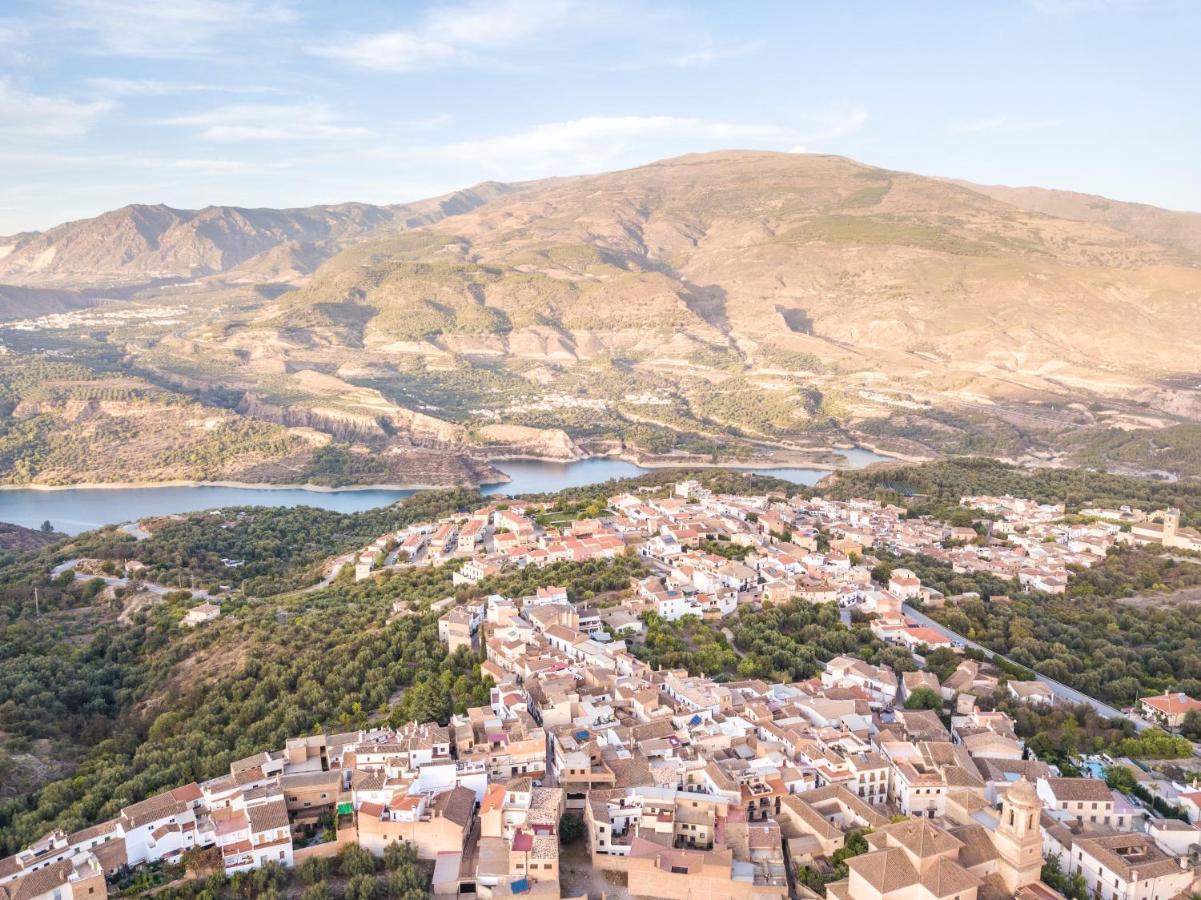 Pinos del Valle Casa Sol Y Aire - Vakantievilla In Dorp Met Prive Zwembad المظهر الخارجي الصورة