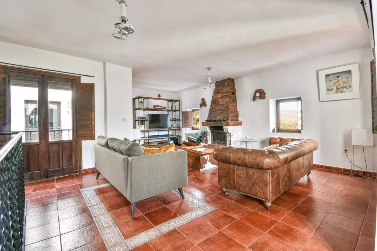Pinos del Valle Casa Sol Y Aire - Vakantievilla In Dorp Met Prive Zwembad المظهر الخارجي الصورة