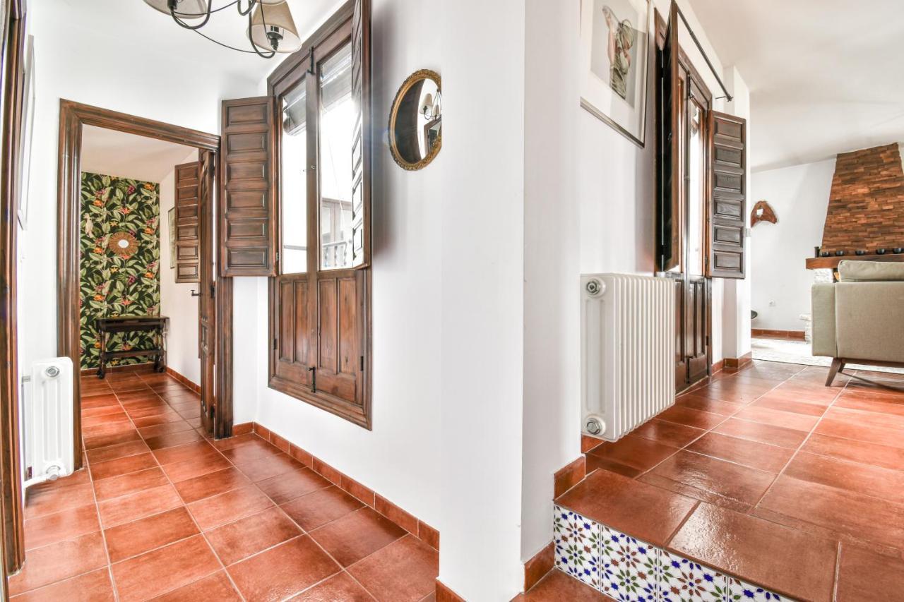 Pinos del Valle Casa Sol Y Aire - Vakantievilla In Dorp Met Prive Zwembad المظهر الخارجي الصورة