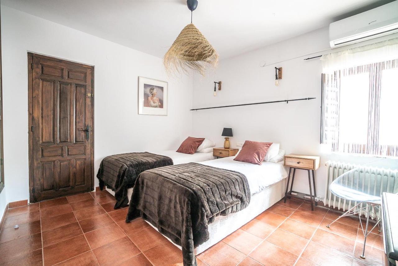 Pinos del Valle Casa Sol Y Aire - Vakantievilla In Dorp Met Prive Zwembad المظهر الخارجي الصورة